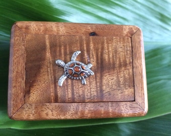 Hawaiian Curly Koa mini box with Honu (turtle)