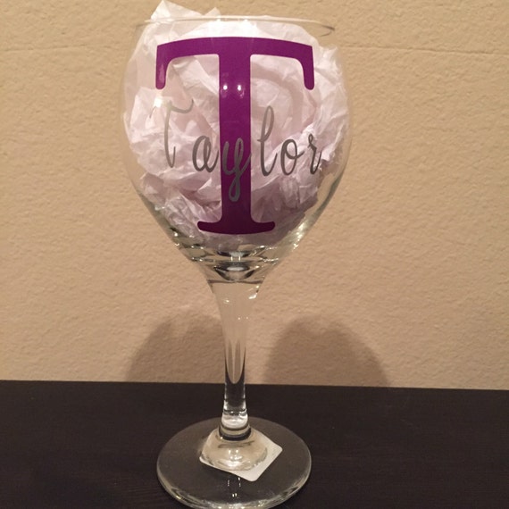 Items Similar To Personalized Wine Glass With Name And Initial On Etsy 