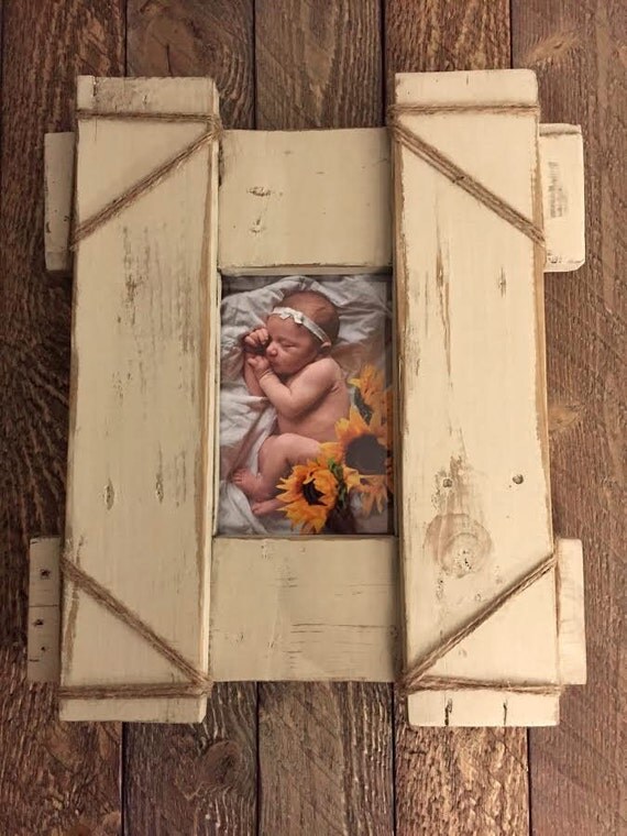 5x7 Distressed Chalk Paint Pallet Picture Frame by CecilandLynn