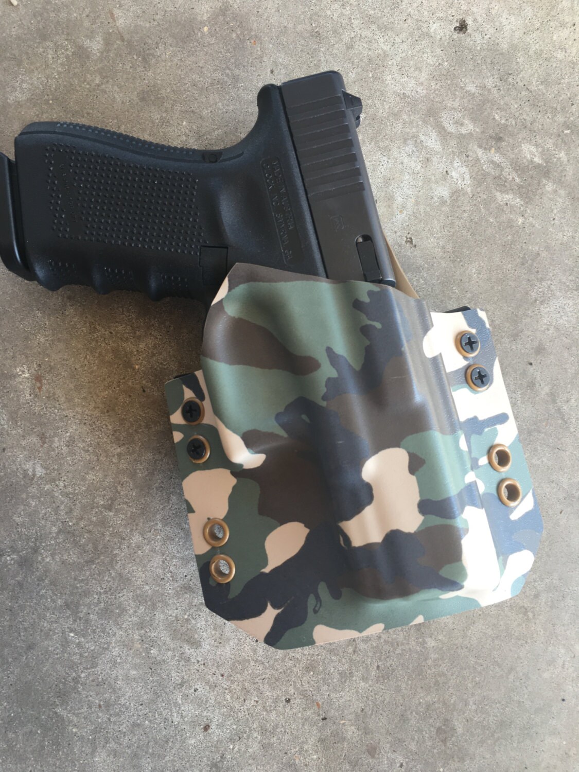 Glock 19 / 23 OWB Kydex Holster by GeauxHardHolsters on Etsy