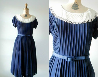 Jacinthe des bois dress | vintage 1950s dress | pleated 50s dress