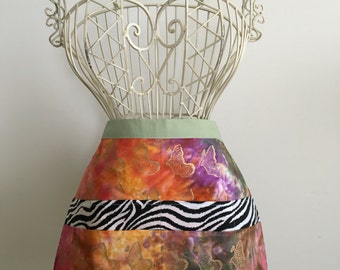 Waist Half Apron Vendor Teacher Nursery Batik Zebra (8 Pockets)