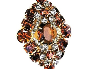 Juliana DeLizza and Elster Amber and Gray Brooch