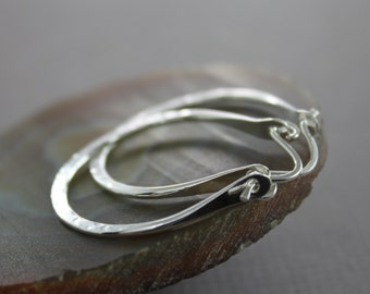 Hammered hoop sterling silver earrings - Hoop earrings - Large hoop earrings - Circle earrings - Round earrings - Trendy earrings - ER015