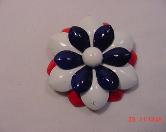 Vintage Red White And Blue Metal Flower Brooch 16 - 367