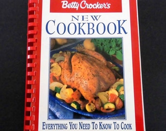 Betty Crocker's Cookbook New and Revised Looseleaf by ...