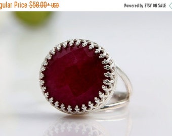 SUMMER SALE - Silver ring,Ruby ring,July birthstone ring,gemstone ring,vintage ring,bridal ring,ruby jewelry,fine jewelry