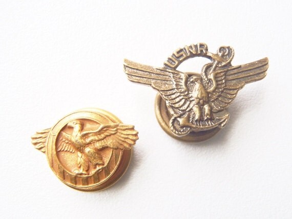 Lot of 2 Vintage World War II Lapel Buttons Pins: