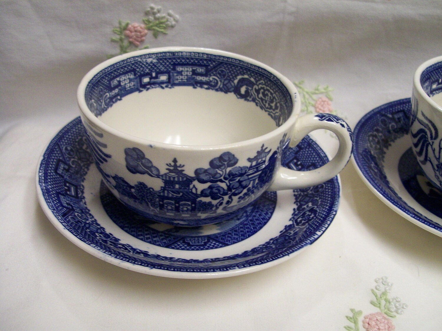 Vintage Blue Willow Tea Cup with Saucer by Homer Laughlin