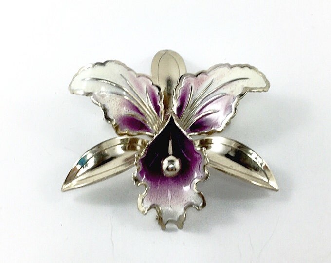 Sweet Large Vintage enamel purple orchid brooch. 1940s brooch flower. Purple lilly. Vintage purple flower brooch.