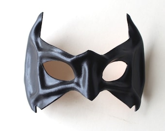 Sculptured Black Leather Superhero Robin BatMan Nightwing Eye Mask