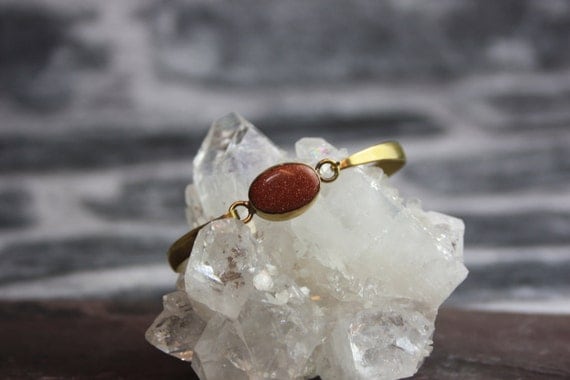 BRASS SANDSTONE BRACELET- Healing Crystals -Spiritual Jewelry -Flower of Life- Bracelet- Arm Cuff- Vintage Jewelry- Brass Bangle- Gold