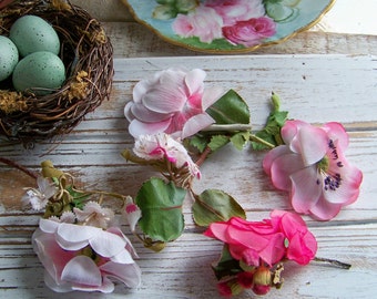 Vintage Flowers Assortment, Vintage Millinery, Millinery Flowers, Flowers, Hat Flowers, Old Hat Flowers, Vintage Hat Flowers, Pink Millinery