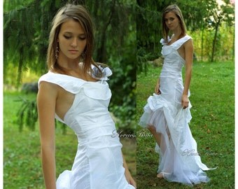 Sexy Romantic Alternative Backless White Wedding Dress with Whimsical Train - Timea.