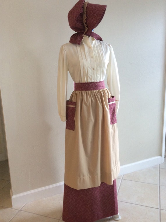 Pioneer Skirt and Waist Apron Marinda