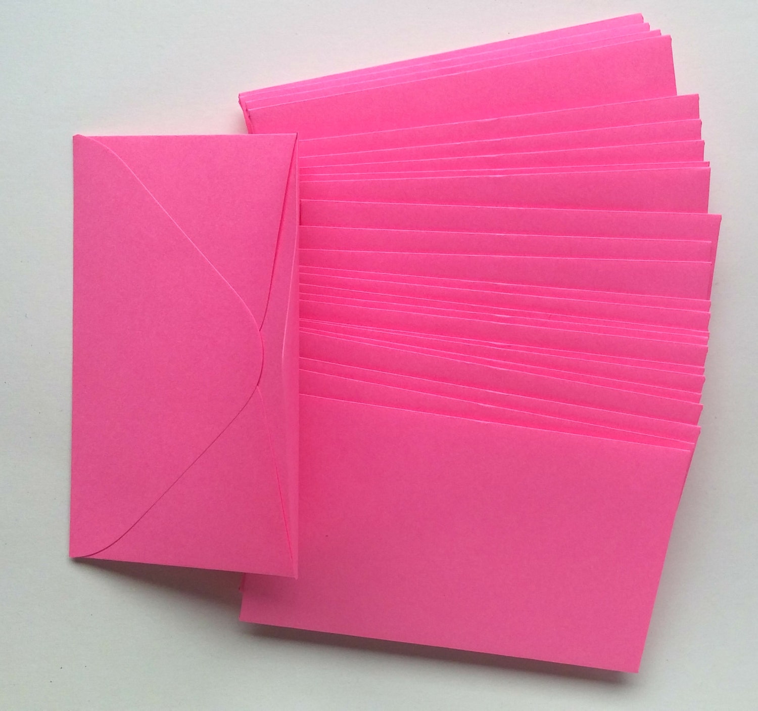 25 Bright Pink Florist Enclosure Cards, 63 florist Color Envelopes, wedding, Party Event