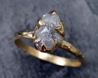 Emerald engagement rings conflict free