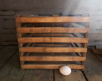 antique wooden egg crate / Humpty Dumpty egg crate / primitive home decor / country kitchen