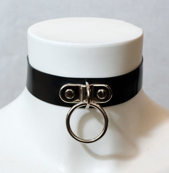 Latex DRing collar with small ORing
