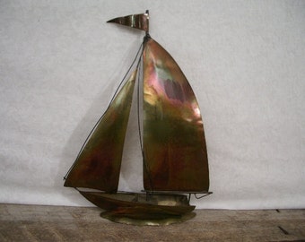 Vintage Boat, Mid Century Sailboat Metal Sculpture, Retro Brass Metal Sailing Boat, Wall Hanging Metal Boating Sculpture, Nautical Art Model