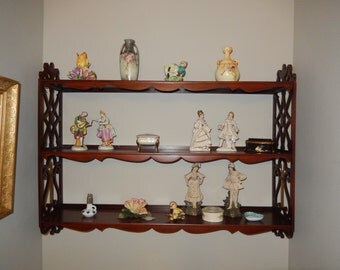 VINTAGE WALL SHELF or Plate Rack
