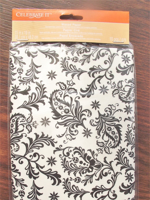 WAXED BAKING PAPERWaxed Paper Liners10 Piece Package15 x 19