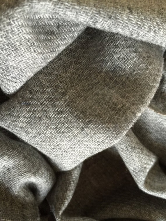 Light gray pure sheep lambs wool woven scarf for men women unisex. Soft Warm Comfortable
