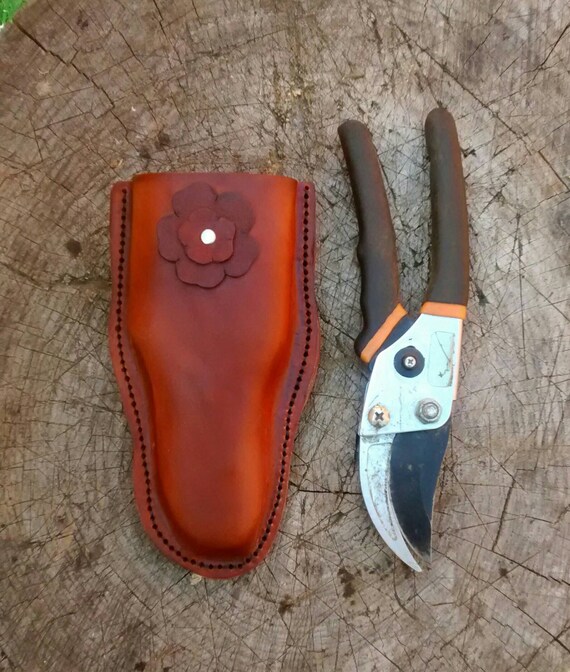 Hand Crafted Beeswaxed Leather Garden Shears Holster