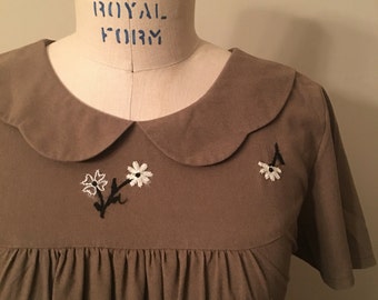 90's embroidered dress, short sleeved dress, peter pan collar, brown dress, long vintage dress, womens medium dress, 90's style dress