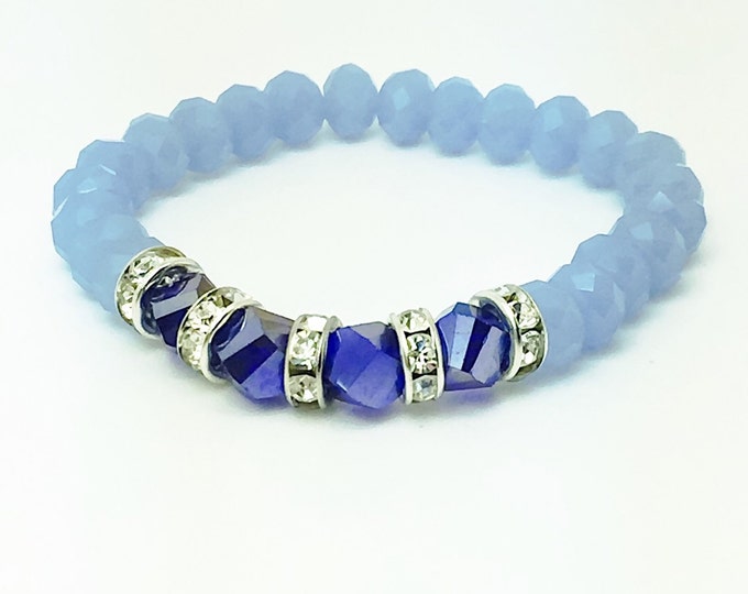 Light blue stretching bracelet, blue bracelet, shinny blue bracelet, sky blue bracelet, serenity bracelet