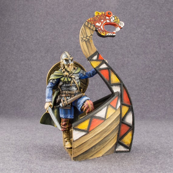 Toy Soldiers ELITE HandPainted VIKING warrior statue 1/32