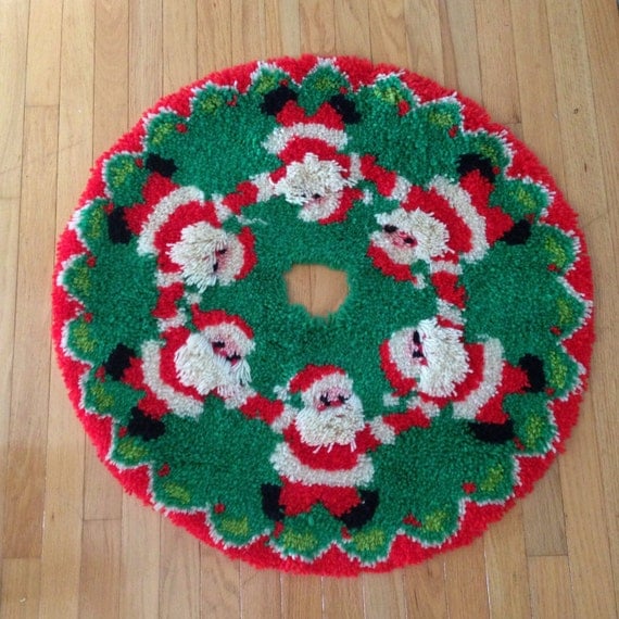 sale vintage santa hooked christmas tree skirt red green sale vintage santa hooked christmas tree skirt red green