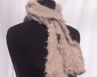 Romantic Ruffles a Scarf in Light Brown