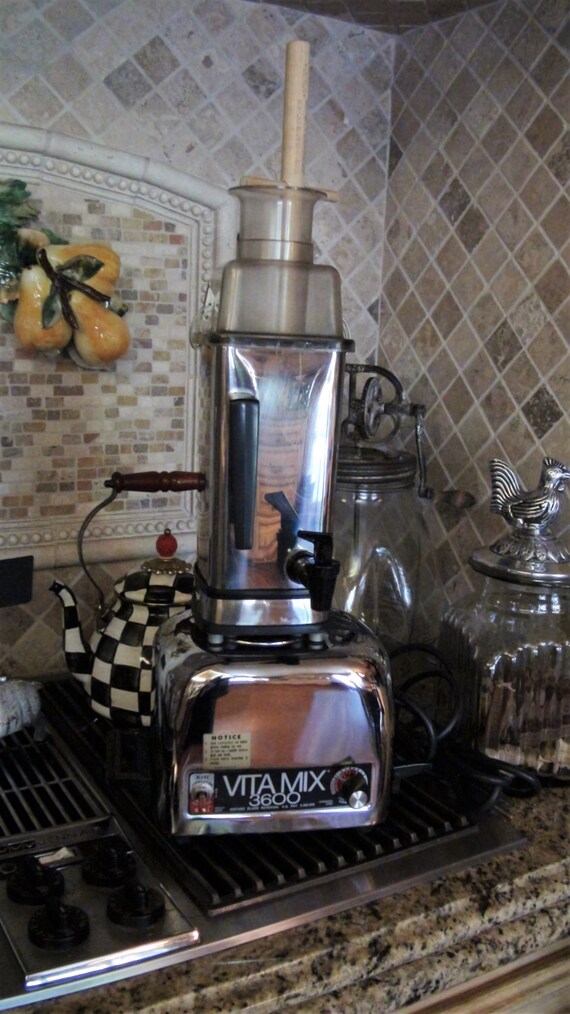 VITAMIX Super 3600High Power 8 Speed Blender by 1956chevygirl