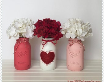 Mason Jar Centerpiece Set-Wedding Decor-Valentines Day Decor-Valentine Décor-Wedding Centerpieces-Farmhouse Decor-Red-Pink-White-Rusty Decor