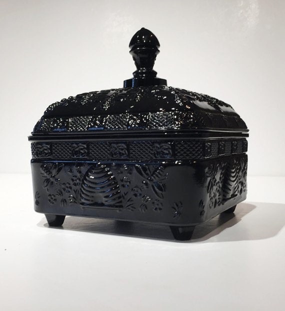 Tiara Glass Black Honey Bee Candy Dish Honey Box Candy Bowl