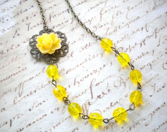 Flower Necklace Yellow Jewelry Beach Wedding Yellow Necklace Summer Wedding Jewelry Bridesmaid Gifts Yellow Bridesmaid Necklace