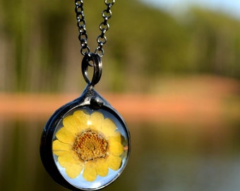Sunflower Necklace, Boho Chic, Real Wildflower Pendant, Sunflower Jewelry, Dry Pressed Flowers (2543)