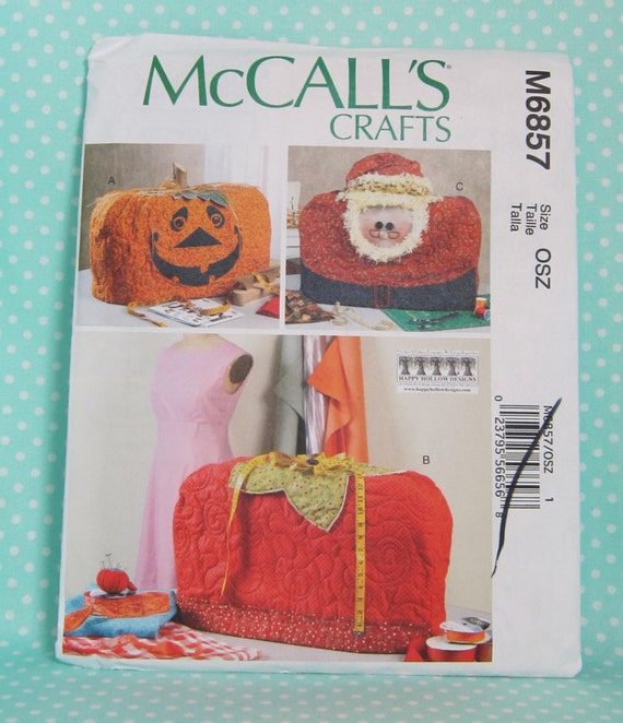 Sewing Machine Cover Holdiay Pattern. McCall's 6857.