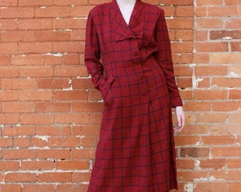 Town Tailored Vintage 1940s Button Front Dress