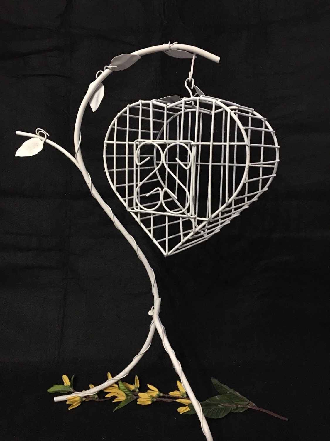 Wire Heart Shaped Bird Cage And Table Stand Wedding Card