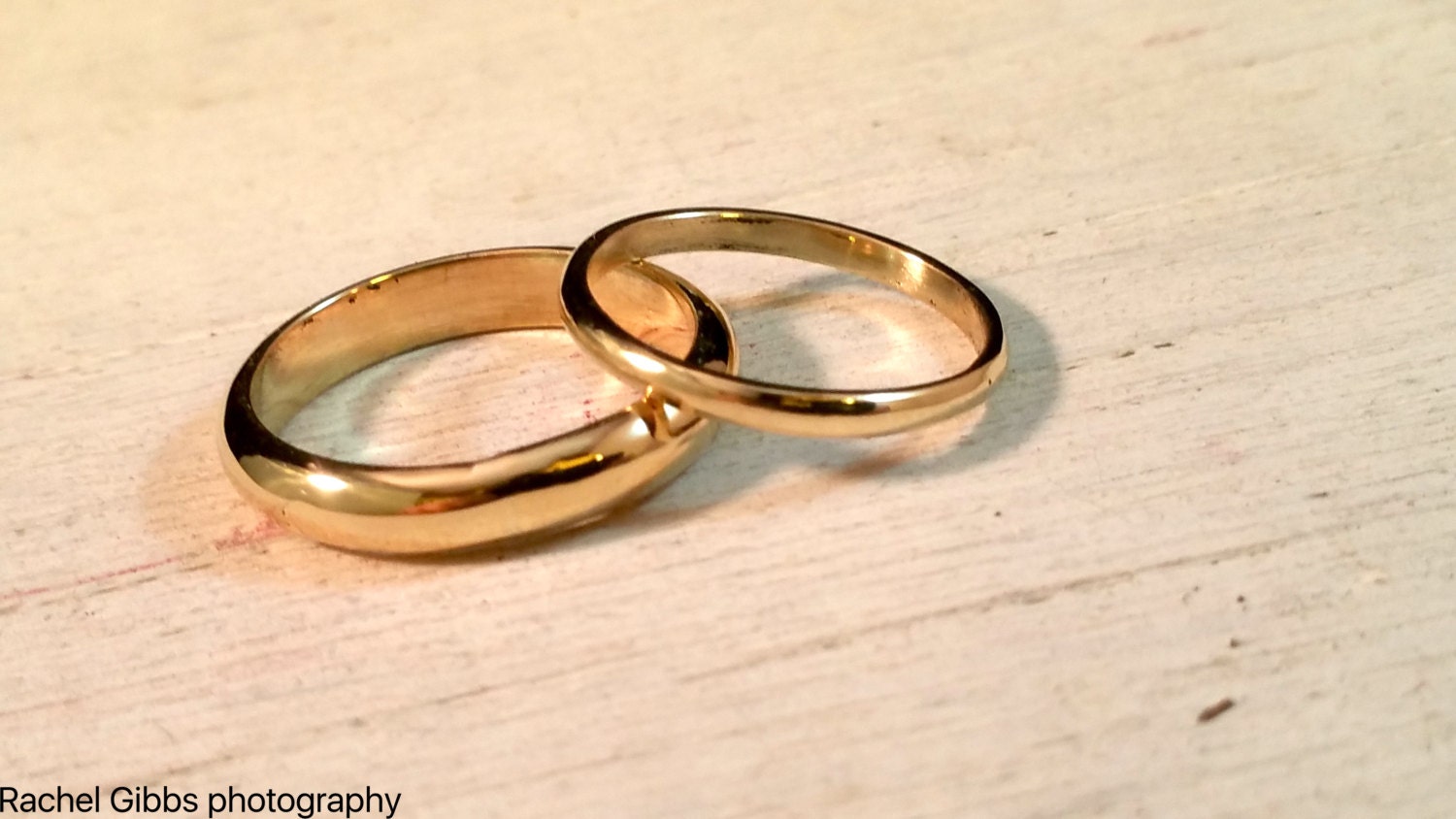 set of 9ct Gold Wedding Bands for him and for her