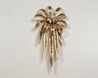 Vintage Spanish Damascene Flower Pin Brooch Signed Spain Faux Pearl Center Goldtone Damascene Brooch #2