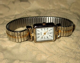 Vintage Timex Carriage Watch Square Face Timex Two Tone Ladies Timex Quartz Watch Stretch Band Timex Womens Watch Timex Wind Up Wrist Watch
