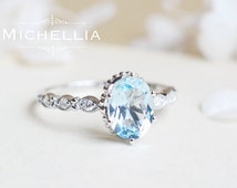 Aquamarine engagement rings popular