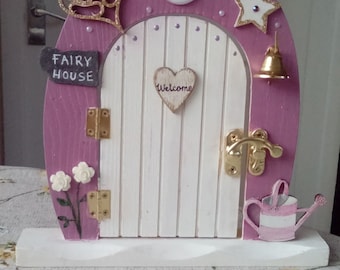 3 different wooden fairy doors with butterfly, roses, heart, Welcome, opening - the price is only for 1 fairy door. Please select.