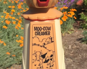 Vintage Moo Cow Creamer Whirley Industries 1971 plastic creamer happy cow