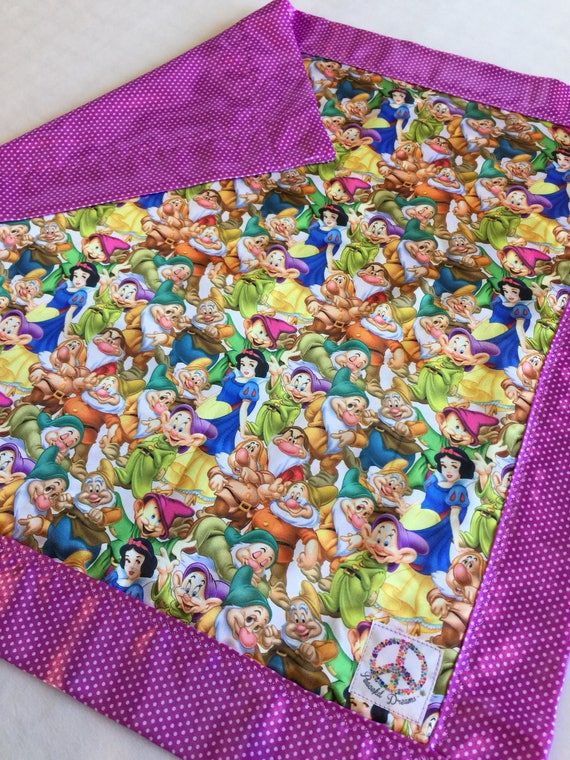 Disney Snow White and the seven dwafts. Baby blanket, Silky blanket, Stroller blanket, Lovey, silky. Homemade