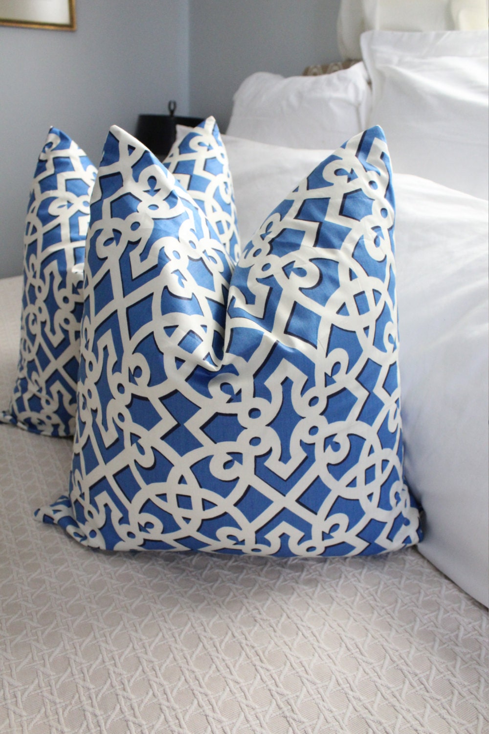 williamsburg chintz fabric blue and white traditional decor