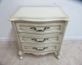 Vintage French Provincial Carved Painted Lamp End Table Night Stand A